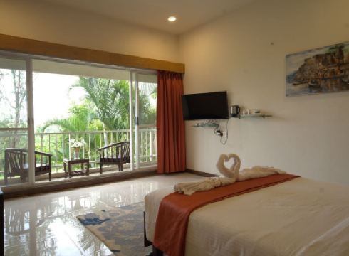 Shoonya Farm Retreat