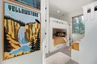 The Drift: Luxury Cabin in Garden Valley - Sleeps 11