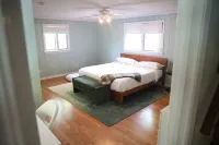 Green Bass Getaway! Private Dock - Sleeps 16+ - Martini Deck