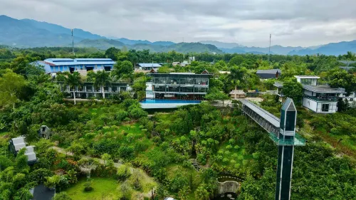 Dragonfly Hotel Nghia Lo - Free Sauna & Onsen Hotels in Pú Trạng