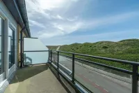 Wijde Blick 310 Apartment Near Callanstoog Beach - parking