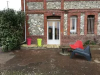 !!!Studio 50 meters from the sea, with an exterior !!! 38 € / Night and 50 € / Night in summer