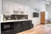 Lux Boutique Large Private LOFT Pratt St Hartford