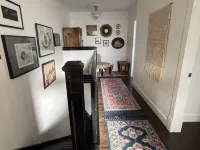 Peaceful Historic 3 Bedroom hideaway, Walkable to Calgary's Greatest Attractions