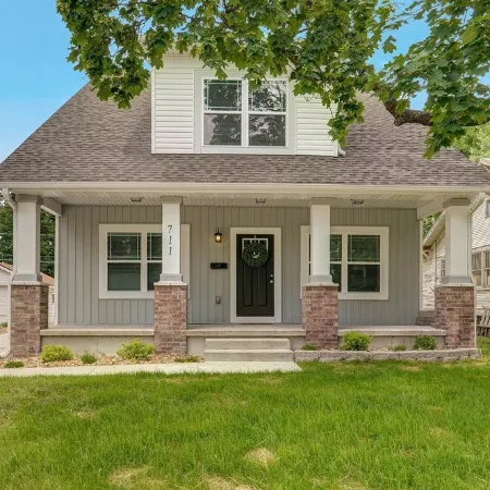 Brand NEW Spacious 5-bedroom house in awesome Springfield near MSU and Mercy