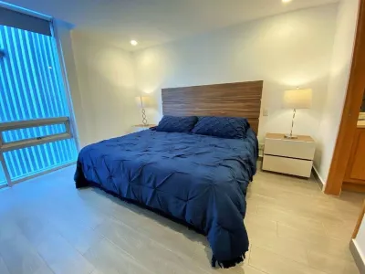 Freshly renovated apartment, walk distance from supermarkets and restaurants Hotels near Campo De Futbol Río Hondo.