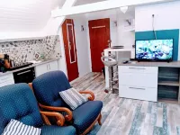 Casa Azur - Charming Palois studio with free parking 24/24 Hotels near Eglise Evangélique Libre de Pau