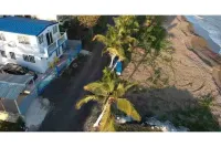 Beachfront Full House