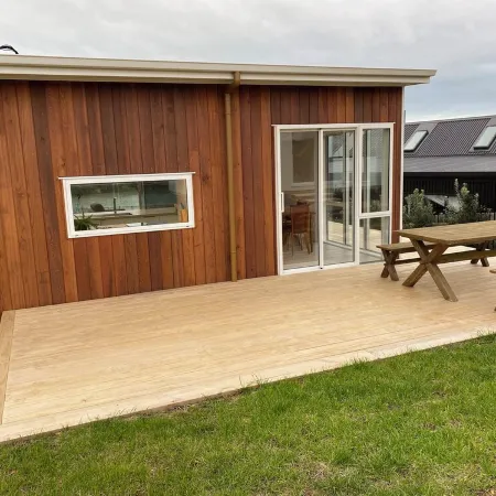 Raglan Retreat With Water Views