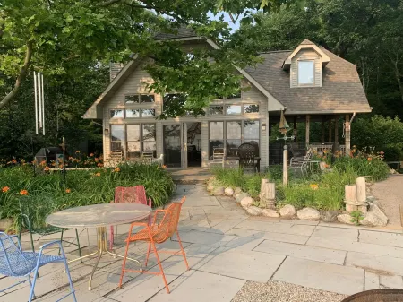 Lake Michigan 100 ft Private Beach Front