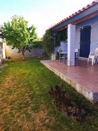 The Blue house Отели в г. Сижан