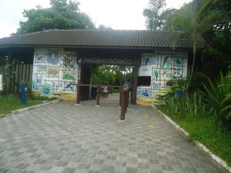 GREAT HOUSE 100 M FROM THE SEA. 11-9. 3311.5293 Отели в г. Монгагуа