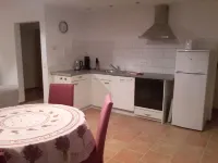 Lavender apartment with balcony, 4 persons Hotels in Plombieres