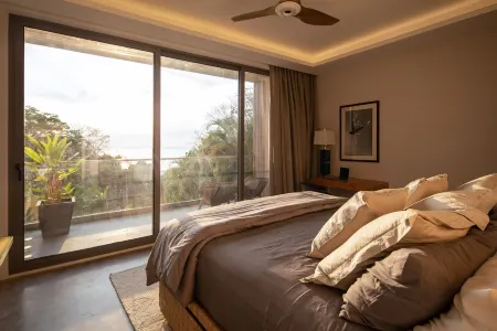 Ultimate in Beachside Luxury