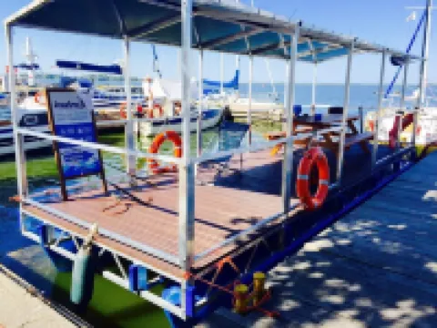 Vacation home Jagoda, fenced property for family and dog close to the water Hotels in Police County