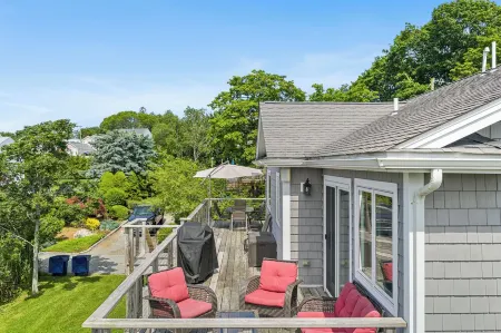 Coastal New England Waterfront Home, Harkness Park, Casinos