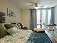 Charming studio in fabulous Luquillo with AC, WiFi close to the Beach