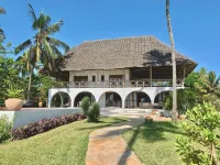 Luxurious, fully equipped and serviced villa right on the beach in Zanzibar.