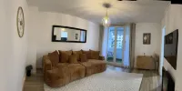 Appartement Cocon Chic et Refait à Neuf : Votre Coin Douillet en Ville
