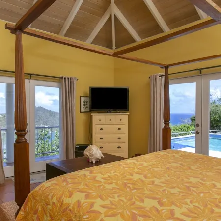 Miles Away, 2 BR 2.5 BA. The perfect private getaway for couples or families!