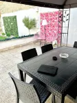 The pink corner is a facility located in a small town a few kilometers from the sea