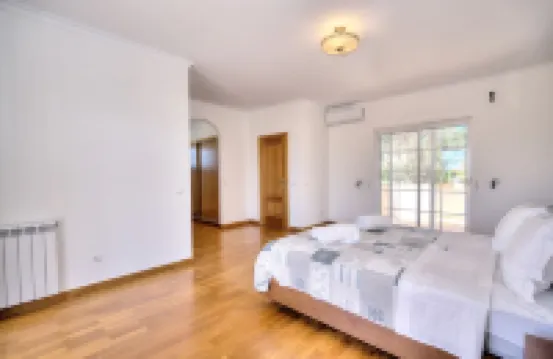 Amora Classic Villa 5 mins walk from center of vilamoura