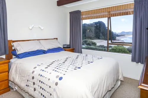 Fantastic Family Holiday Home with Breathtaking Views over Hot Water Beach