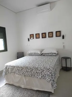 Apartment with infinite views.