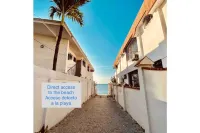 Amazing Ocean Views from this 2 bedroom apartment - pantai
