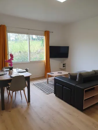 Gîte Clapec, Appartement Lumineux à 2 pas de la Plage et de Dieppe!