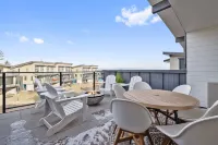 Ocean Peak Retreat at Saratoga Beach - Comox Valley's newest beachfront resort!