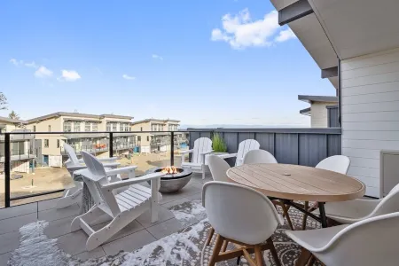 Ocean Peak Retreat at Saratoga Beach - Comox Valley's newest beachfront resort!