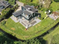 Child Friendly, 5 bedrooms, 2 bathrooms, 3 Toillets, Sauna, large garden Hotels in De Cocksdorp