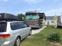 Four Oaks Lodging - Parkplatz