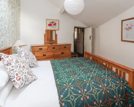 Dovetail Cottage Hotels in Llangollen