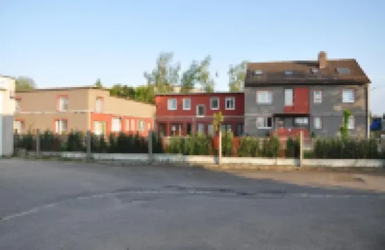 阿利斯膳宿公寓