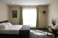 The Marquette Hotel Hotels in Monona