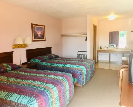 Mountain Country Motor Inn Hotels in Stone County