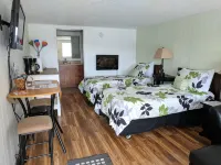 Lake Breeze Resort Hotels in Osage Township