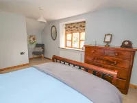 Preacher's Cottage Hotels near The Buck Inn