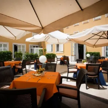 Hotel San Domenico Al Piano