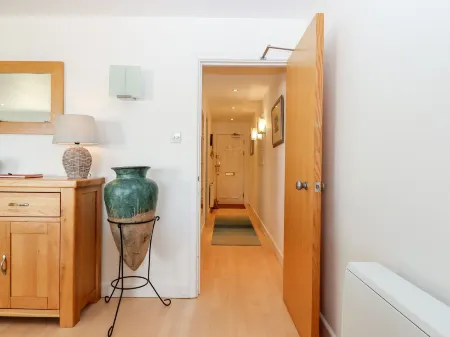 4 Burgh Island Causeway