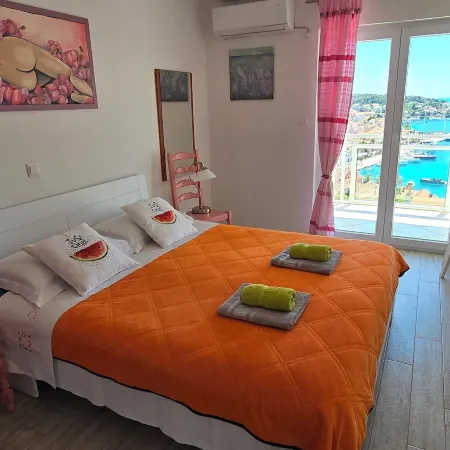 Apartments Boćin Rosso