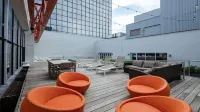 22nd FL Bold CozySuites with Pool, Gym