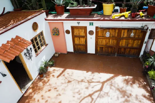 Casa Jacinta Guest House