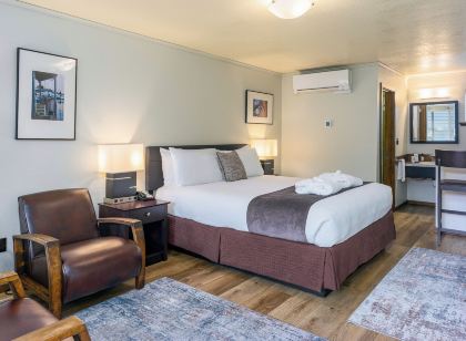Earthbox Inn & Spa