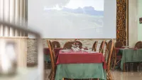 Agusti Hostal Hotels in Montsia