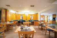 Hotel am Schlosspark , Wiesbaden Hotels in Walluf