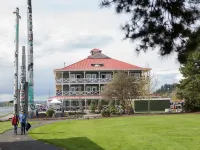 McMenamins Kalama Harbor Lodge Hotels in Cowlitz County