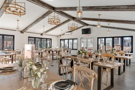 27 on Park Boutique Hotel & Venue